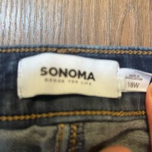 Sonoma bootcut jeans 18W